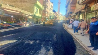 Siirtte Sakıp Beygo Caddesinde asfalt çalışması yapıldı