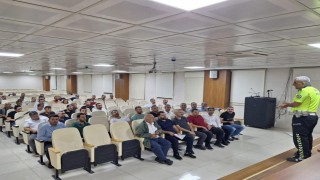 Siirtte toplu taşıma şoförlerine trafik güvenliği eğitimi verildi