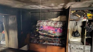 Sındırgıda çıkan yangında evin büyük bölümü kullanılmaz hale geldi