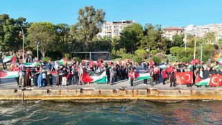 Sinopta balıkçılardan Filistine destek korteji