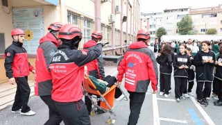 Sultangazide ortaokul ve lise öğrencilerine afet farkındalık eğitimi