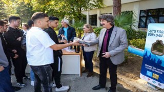 Suyu plastikten arındıran proje BUÜde hayata geçirildi