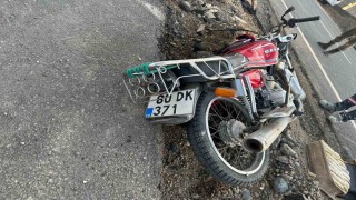 Tankerle çarpışan motosiklet sürücüsü hayatını kaybetti