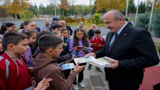 Taşköprü Belediyesinin geleneksel hale getirdiği ‘Çocuk Kitapları Günleri devam ediyor
