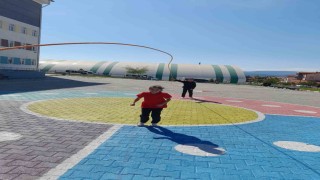 Tavşanlıda 5inci sınıf öğrencileri hem oyunlarla öğreniyor hem de eğleniyor