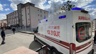 Tavuk döner yiyen 30 öğrenci hastanelik oldu