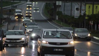 Tekirdağda şiddetli yağış hayatı olumsuz etkiliyor