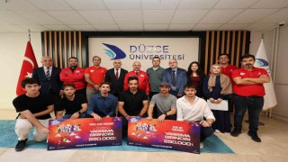 TEKNOFESTte dereceye giren öğrencilerle bir araya geldi