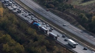 TEM Otoyolunda iki tır çarpıştı: 1 yaralı