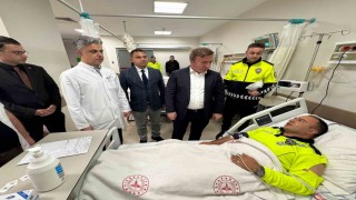 Tercanda takla atan ekip aracındaki 3 polis memuru yaralandı