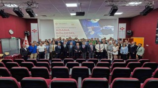 Tiroid cerrahisi Adanada masaya yatırıldı