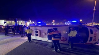 Tokatta ambulans ile cip çarpıştı: 3 yaralı