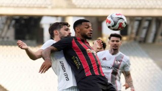 Trendyol Süper Lig: Fatih Karagümrük: 0 - Gaziantep FK: 0 (İlk yarı)