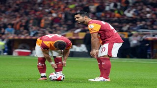 Trendyol Süper Lig: Galatasaray: 0 - Beşiktaş: 1 (İlk yarı)