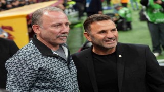 Trendyol Süper Lig: Galatasaray: 0 - Beşiktaş: 1 (Maç devam ediyor)