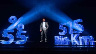 Türk Telekomdan 5G hologram ile canlı basın toplantısı