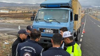 Türkiye Genelinde Eş Zamanlı Düzensiz Göç Operasyonu