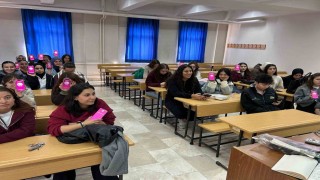 Üniversite öğrencilerine şiddetle mücadele anlatıldı