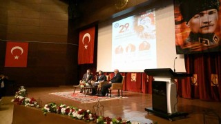 Uşak Üniversitesinden ‘Tarihte Türkler ve Türkiye Cumhuriyeti paneli