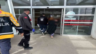 Üzerine sıcak su dökülen bebek yaralandı