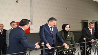 Vali Çiftçi brifing aldı