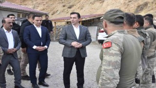 Vali Karakaya köylerdeki yatırımları inceledi