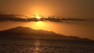 Van semalarındaki bulut geçişleri görsel şölen oluşturdu