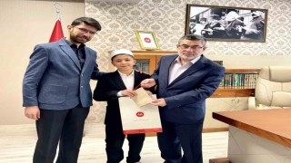 Vanda hafızlıkta bir ilk: 90 günde hafız oldu