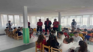 Van'da minik öğrencilere afet bilinci aşılandı
