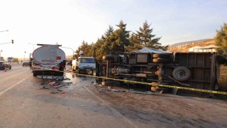 Yakıt tankerine çarpan kamyonetin sürücüsü hayatını kaybetti