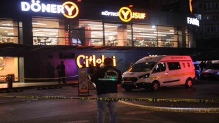 Yan bakma cinayeti davasında adliye karıştı