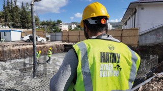 Yayladağı’na Yeni Spor Salonu Kazandırıyor