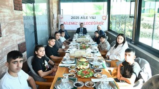 Yılmaz, Öksüz ve Yetim Çocuklarla Kahvaltıda Buluştu