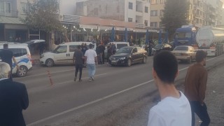 Yolun karşısına geçmeye çalışan yaşlı kadına tanker çarptı