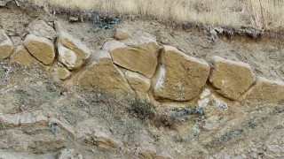 Yüksekovada gizemli buluntu heyecanı: Esnaf tarihçilere çağrı yaptı