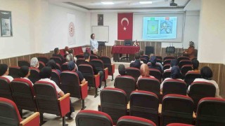 Yurt çalışanlarına hijyen eğitimi verildi