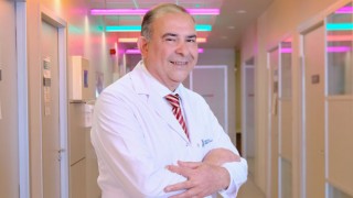 “Yüz Felci, Basit Tedavilerle Düzelebilen Bir Durumdur”