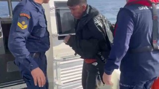 Yüzerek Yunanistana geçmeye çalıştı