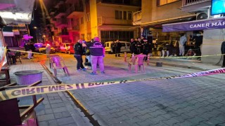 Zorla araca bindirmek istedikleri genci silahla yaraladılar