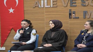 25 Kasım Kadına Yönelik Şiddetle Mücadele Gününde kadınlar hemcinsleri için konuştu