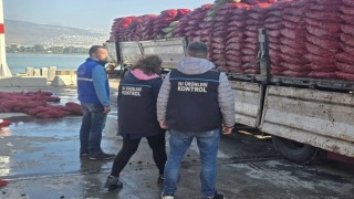 27 ton belgesiz kara midyesi ele geçirildi