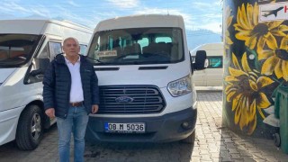 4 yavru kedinin dolmuş motorundaki yolculuğu Hopada son buldu