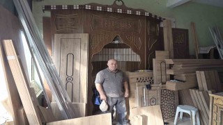 50 yılda 63 camiye mihrap ve minber yaptı