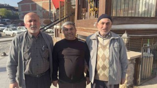 70lik delikanlı gırtlak kanserini doktorun tavsiyesiyle yendi, yöresel oyunu ile düğün pistine damga vurdu