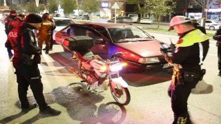 Abartı egzoz ve standart dışı ışıklı motosiklet sürücüsüne 13 bin 776 lira ceza