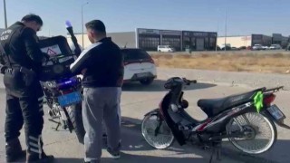 Abartı egzozlu motosiklet sürücüsüne 9 bin 267 lira ceza