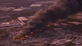 ABDdeki kargo uçağı kazasının bilançosu netleşmeye başladı: En az 3 ölü, 11 yaralı