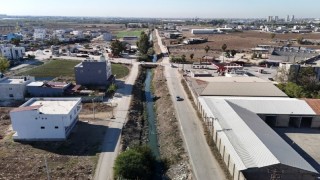 Açık bırakılan atık su deresi vatandaşı perişan ediyor