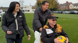 Acun Ilıcalıdan, Hull City taraftarı Owen Griffithse jest