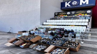 Adana’da 706 Litre Kaçak Alkol ve 25 Şişe İçki Ele Geçirildi